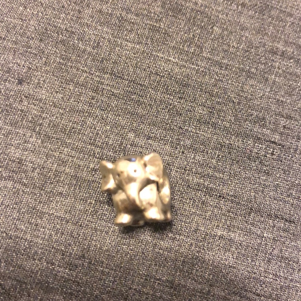 Lucky elephant pandora charm